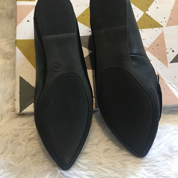 a.new day shoes   - Picture 3 of 7